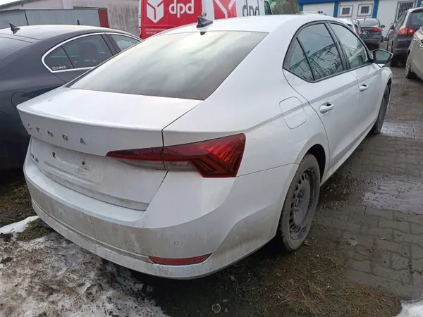 Fondo de maletero OEM 5E6863463 para Skoda Octavia IV 2019- image 4