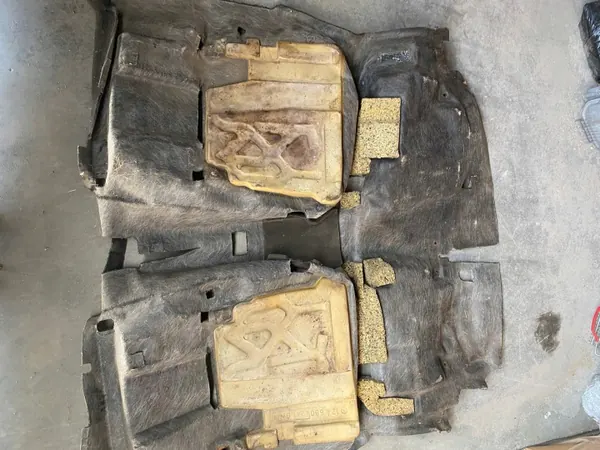Begagnad svart golvmatta OEM WYKŁADZINA/SDV10556 image 8