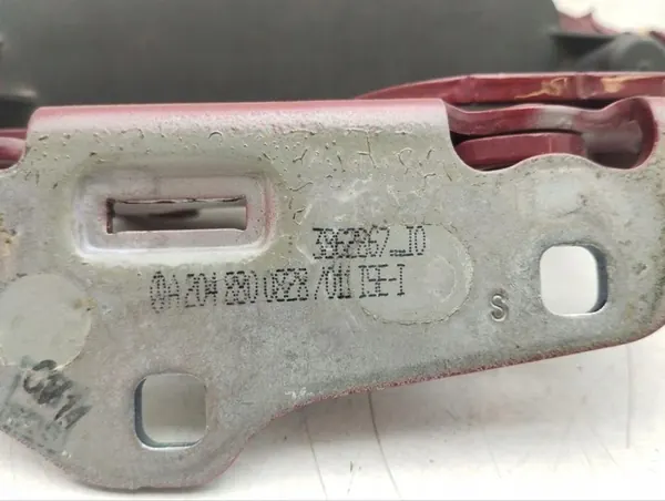 Konehuppujen sarja Mercedes C-luokka W204 image 9