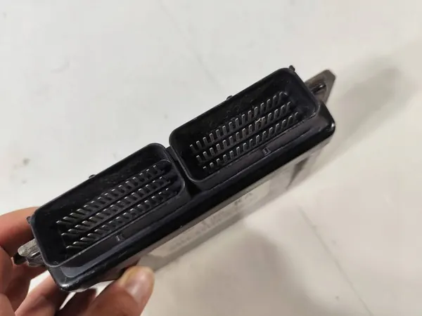 Motorstyrningsenhet Chevrolet 96435547 image 2