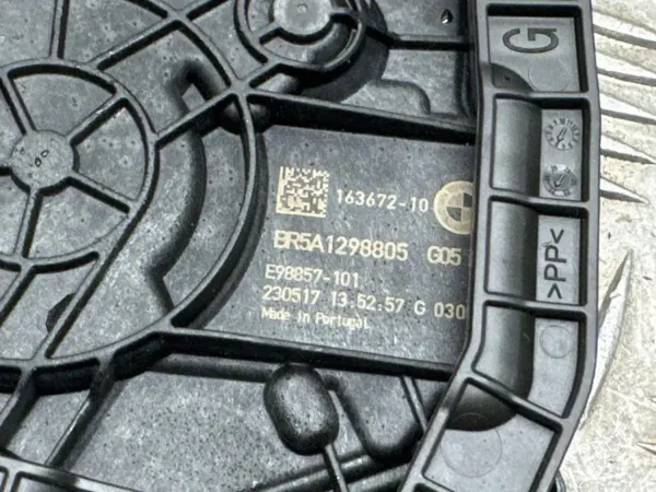 Mecanismo cierre maletero BMW X5 OEM 163672 image 3