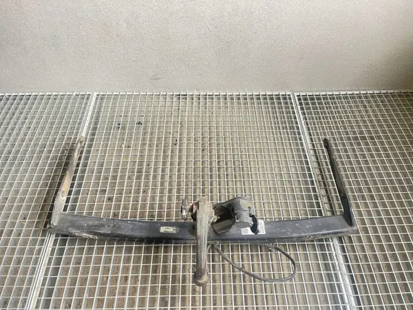 OEM 3C0803881D Avtagbar Dragkrok för VW Passat B6 image 2