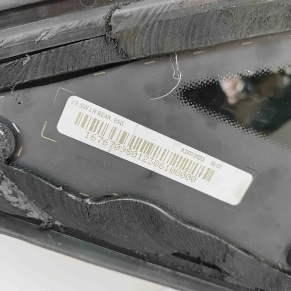 Rechter achterruit OEM A1676709801 Mercedes GLE Coupe image 6
