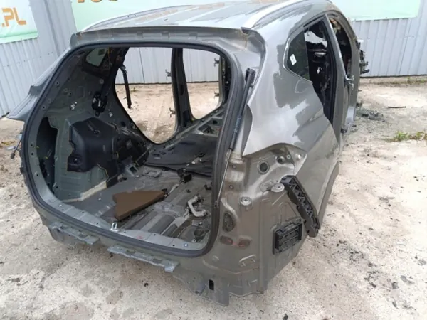 Guardabarros trasero derecho OEM 01 para Hyundai Tucson III image 2