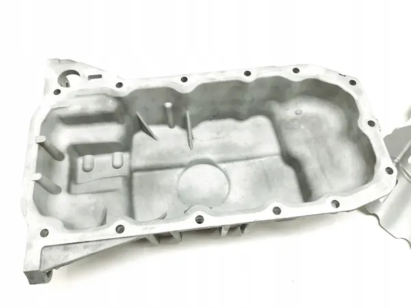 FORD FOCUS MK3 1.5 ECOBOOST Oljetank DS7G-6675-EA image 6