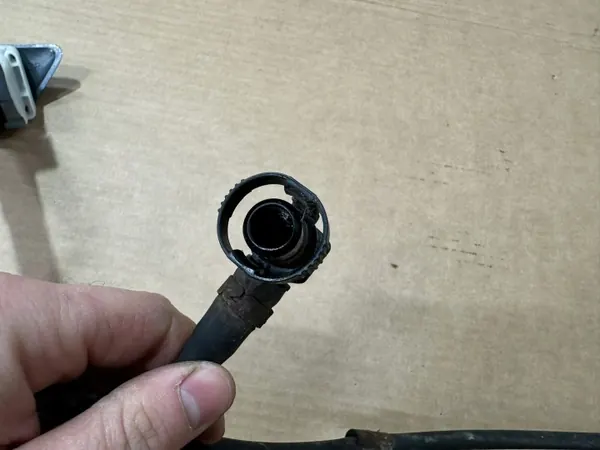 Manguera, boquilla, tapón, tubo lavaparabrisas Infiniti M30/M35/M37 image 9