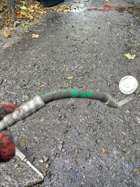 A/C-putki Octavia II Golf V Leon II Audi A3 1K0820741AB image 4