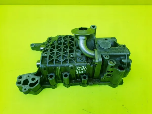Pompe à huile OEM 06B103535F pour Audi 2.0 TFSI - Occasion image 2