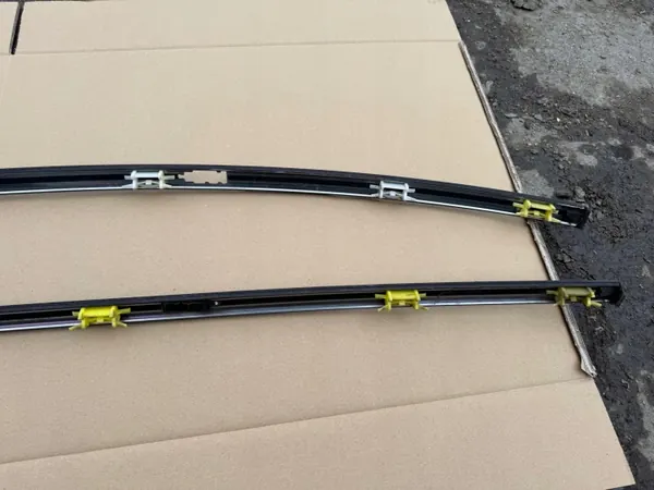 Hyundai I30 II Dakdragers OEM 25.02 Compleet set image 7