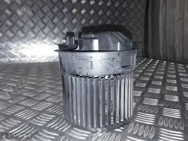 Nissan OEM T1015019KB Lämmityspuhaltimen moottorituuletin image 3