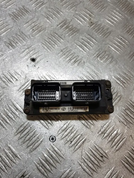 Motorcomputer OEM 6160037606 voor Fiat Punto 2 image 2
