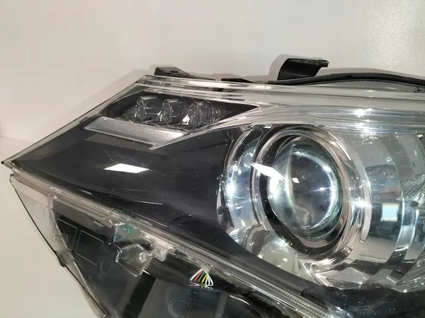 Faros izquierdo TOYOTA AURIS II 13-15 image 4