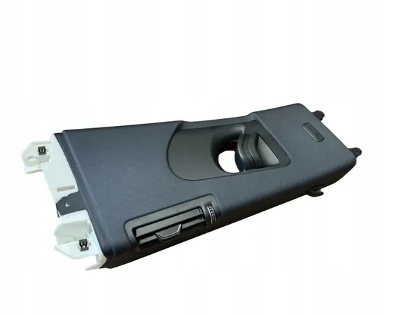 Audi A7 C8 Höger B-stolpe täckning OEM 4K8867244D image 2