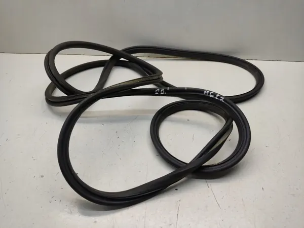 Audi A6 C7 Schiebedachdichtung OEM 4G9877459A - Gebraucht image 2