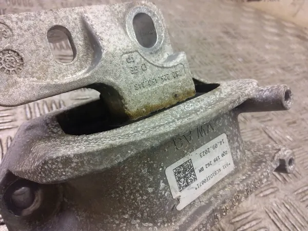 Moottorin kiinnike SEAT ARONA 1.5L 2Q0199262BM image 8