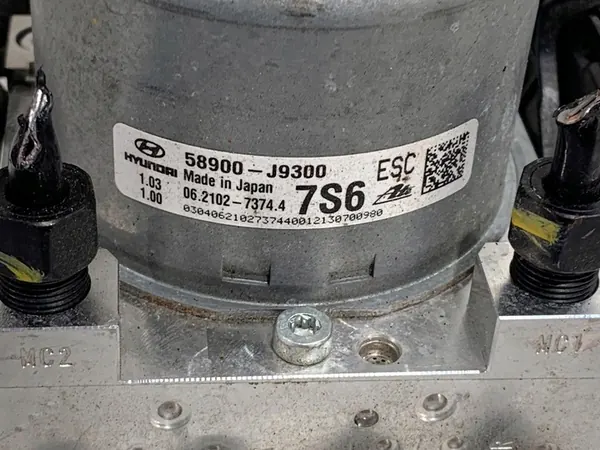 POMPE ABS HYUNDAI KONA 1.0 120CH image 5