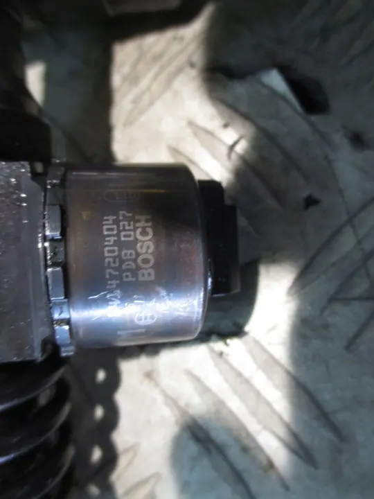 OEM POMPOWTRYSK ruiskutuspumppu Audi A6 C6 2.5TDI image 3