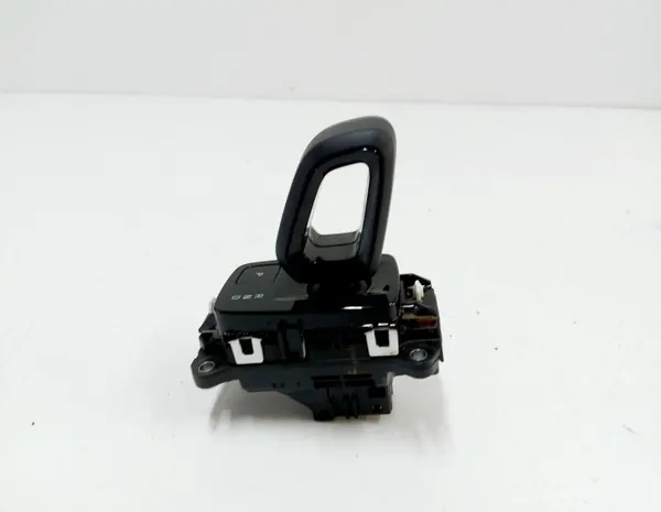 Seletor de mudanças Volvo XC40 OEM 32324877 - Usado image 3