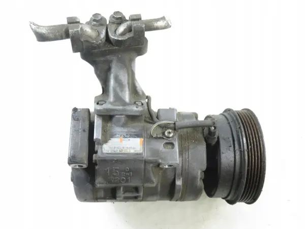Toyota Avensis Verso 2.0 D AC-kompressor OEM 4472204223 image 2