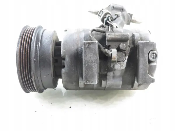 Toyota Avensis Verso 2.0 D AC-kompressor OEM 4472204223 image 9