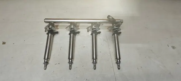 Injectorrail Sensor 2.0 CGI W205 C-Klasse Mercedes A2740700995 image 2