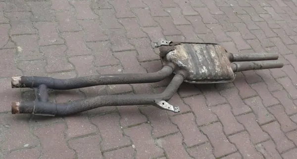 Audi A8 D2 3.7 V8 Keskusvaimennin OEM Osa image 6