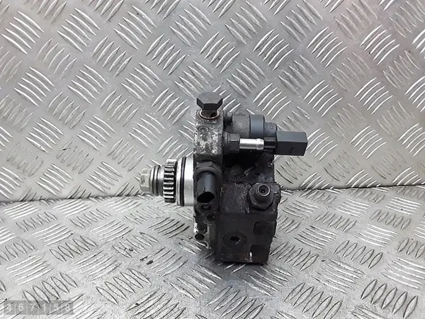 Bomba de combustível Mercedes A W169 2007 2000CDI A6400700701 image 3