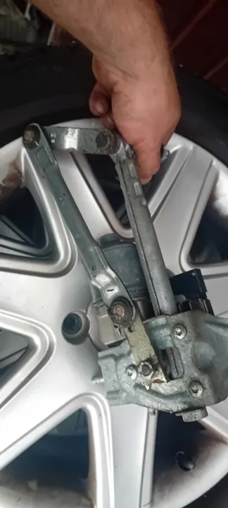 Etupyyhkijän mekanismi SEAT ALTEA XL 5P0955024D image 4