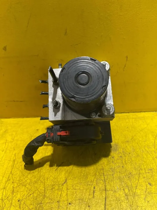 OEM 6R0907379AF ABS-pump Fram Vänster Seat Ibiza IV image 5