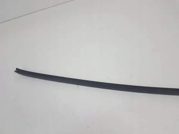 BMW X6 F16 Etu Oikea Ikkunanlista OEM 12822138912 image 3
