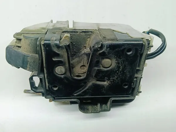 Framvänster Dörrlås Seat Cordoba 1.4 1999 6K4837015D image 3