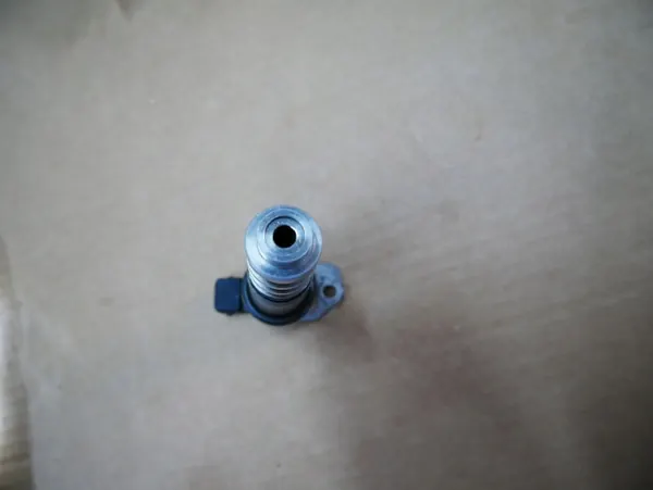 BMW OEM 7585776 VANOS-solenoidventil N55 N63 image 3
