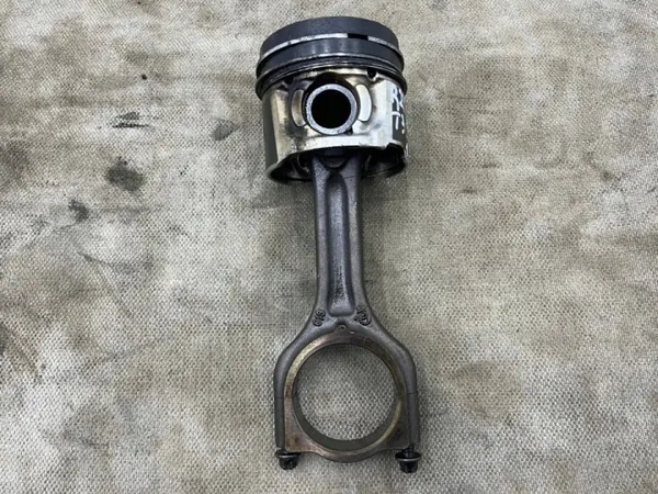 Bielle de piston d'occasion pour 1.6 TDCi/HDi 95km image 10