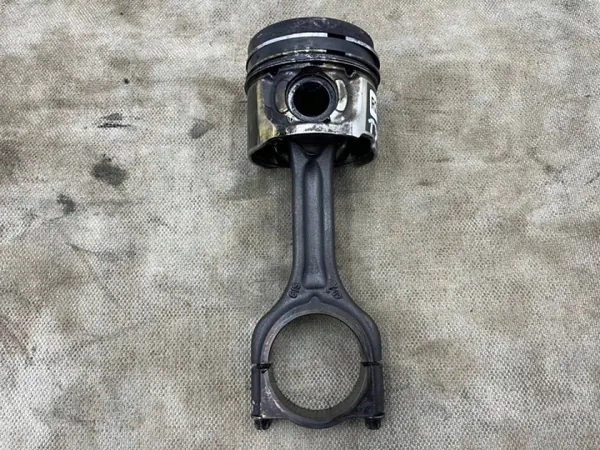 Bielle de piston d'occasion pour 1.6 TDCi/HDi 95km image 6