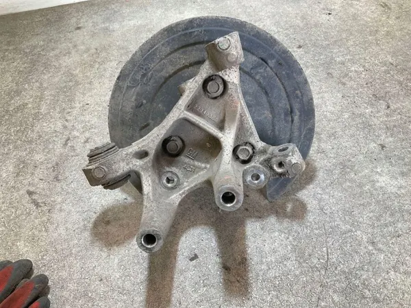 Rótula trasera izquierda usada OEM 22949386 para Opel Insignia image 2