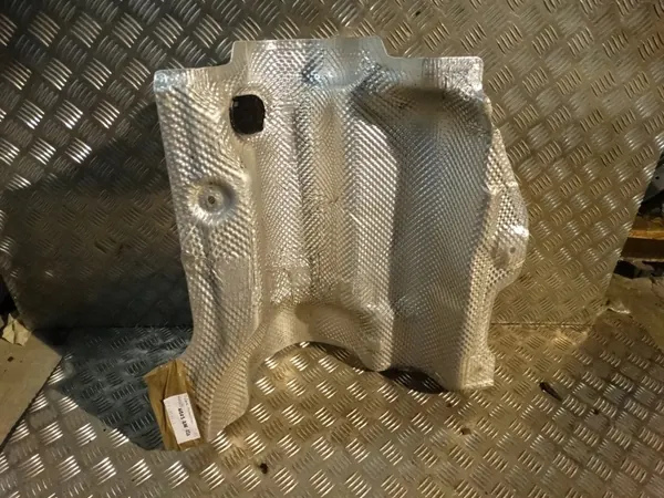 Lämpösuoja OEM A2054700747 Mercedes W205 W258 W253 image 2