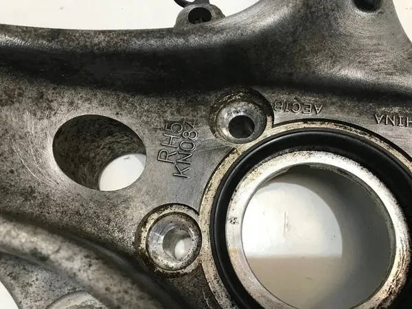 VOLVO V60 II T6 T8 RECHARGE SNODATO ANTERIORE DESTRO 31476318 image 3