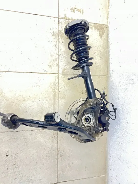 OEM 6876645 Etuvasen Pyörännostin BMW X1 F48 image 5