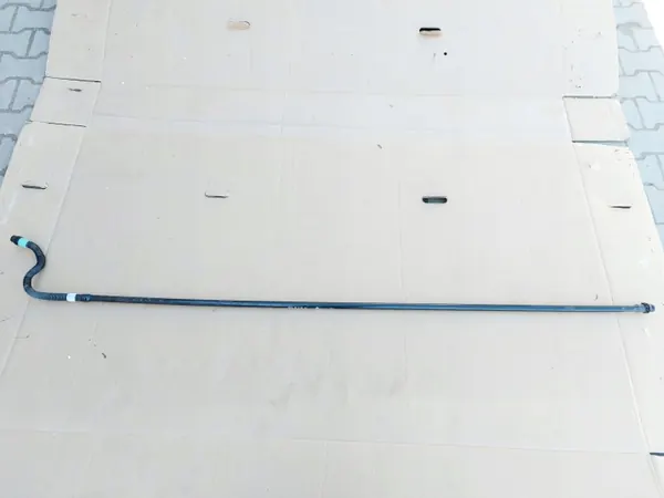 Tuyau refroidissement batterie Tesla Y 22r OEM 1631599-00-C image 2