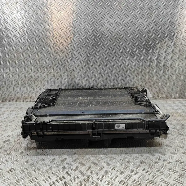 Peças de refrigeração VW Touareg 3.0L 2017 7P0121203K image 3