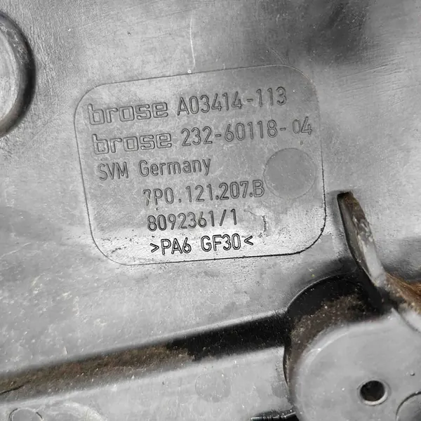 Peças de refrigeração VW Touareg 3.0L 2017 7P0121203K image 8