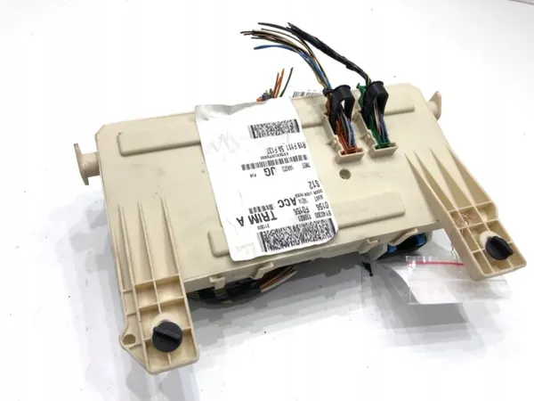 BSI Module Ford Kuga I 7M5T-14A073-JG 08-12 image 3