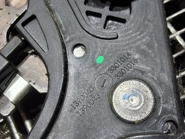 Levier de frein à main Fiat Panda III OEM 1390040 image 7