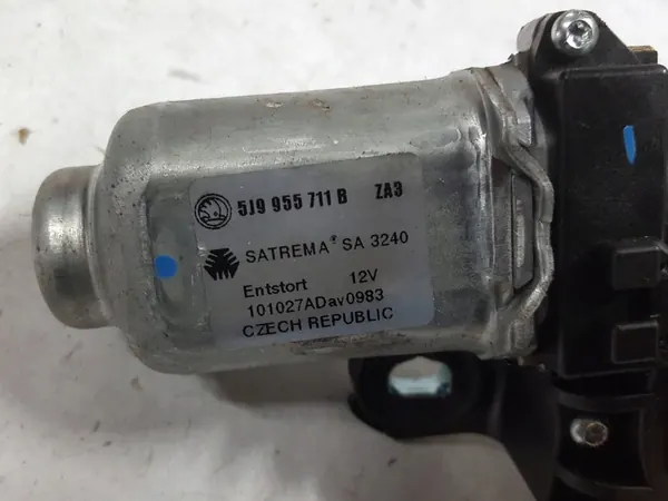 Heckwischermotor SKODA YETI 5J9955711B image 3