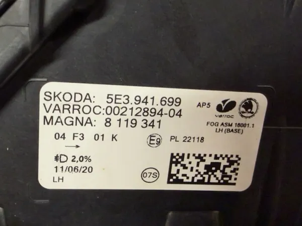 Farol esquerdo halogéneo LED Skoda Octavia IV OEM 5E3941699 AS image 6