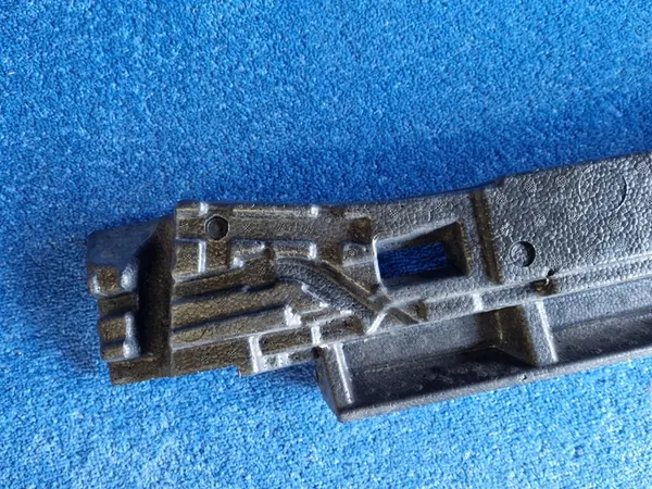 VOLVO S90 V90 II Etupuskuri Vaimentaja OEM 31383241 image 3