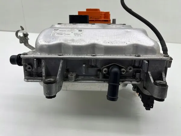 BMW i3 I01 Inverter OEM 8652056 - Gebruikte Staat image 6