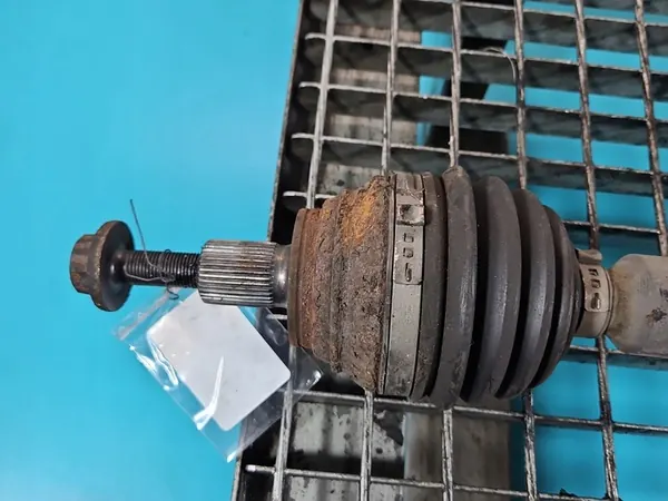 Fram höger halvmuff Skoda Yeti 1.2 TSI Manuell 9-12 image 2