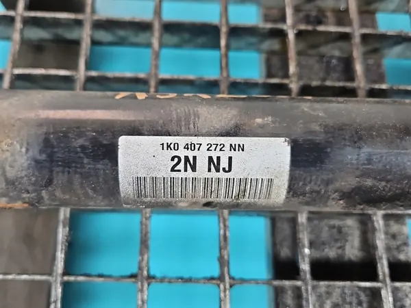 Fram höger halvmuff Skoda Yeti 1.2 TSI Manuell 9-12 image 3