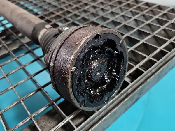 Fram höger halvmuff Skoda Yeti 1.2 TSI Manuell 9-12 image 5